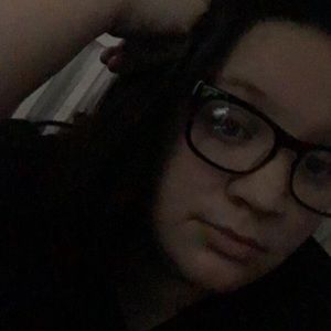 Meet your Posher, Lilly